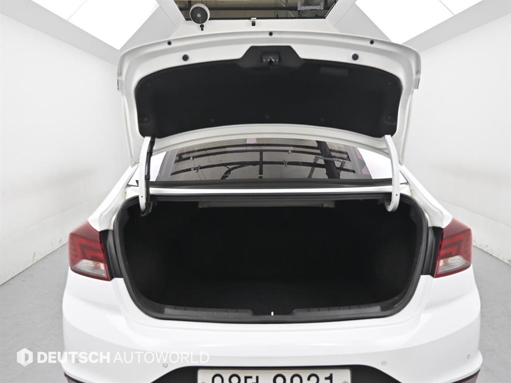 HYUNDAI Avante 2020 Blanco - Importación desde Corea - HF Imports Iquique - Foto 19