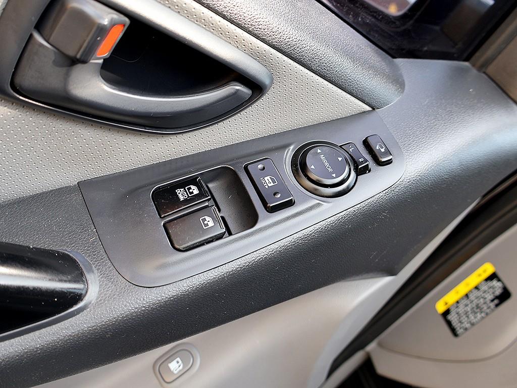 HYUNDAI Starex 2017 Negro - Importación desde Corea - HF Imports Iquique - Foto 11