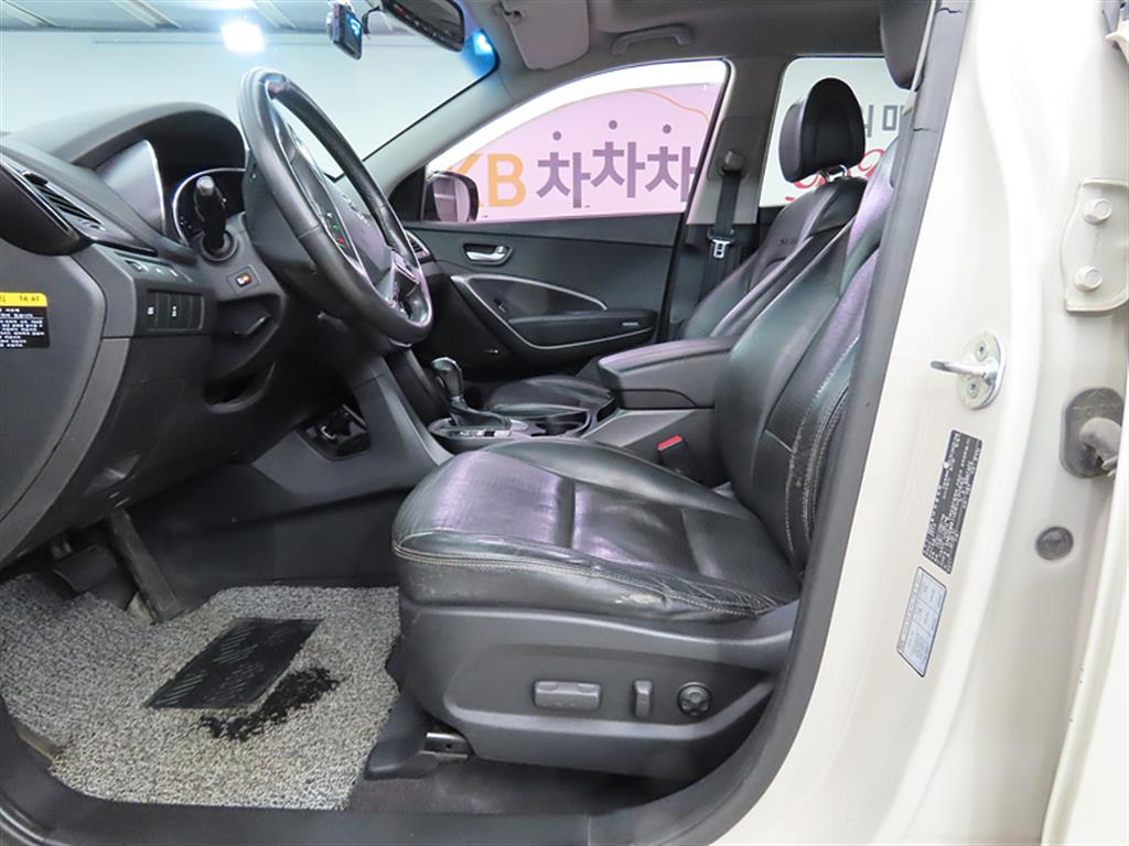 HYUNDAI Santa Fe - Vista 5