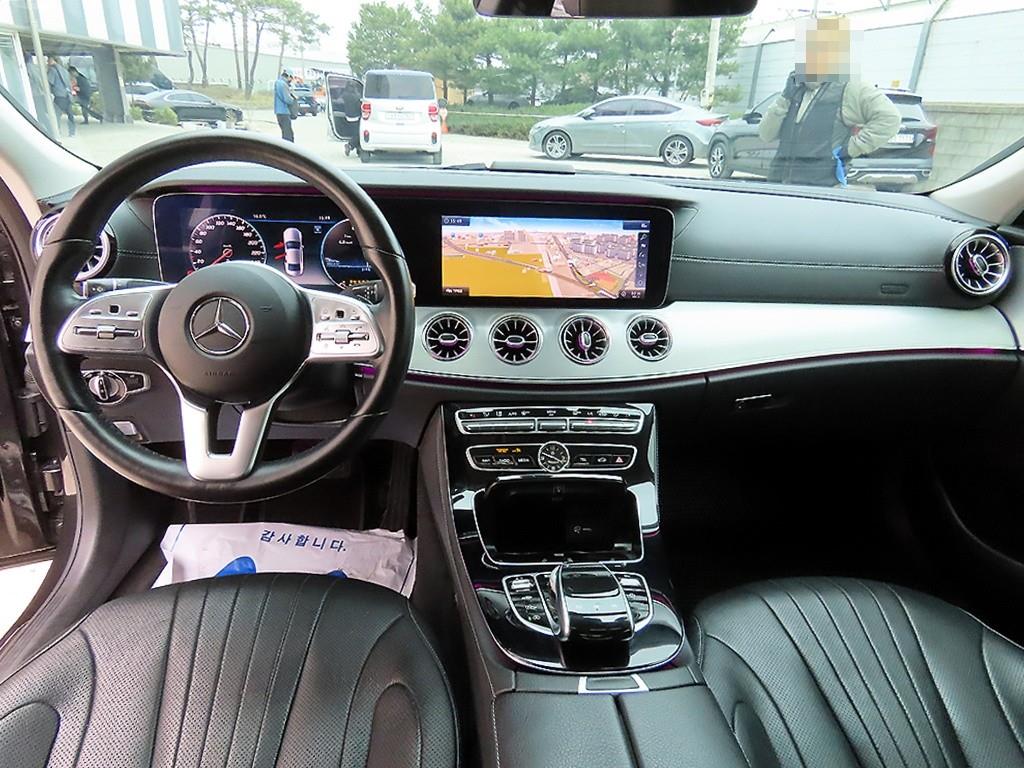 Mercedes Benz CLS Class - Vista 7