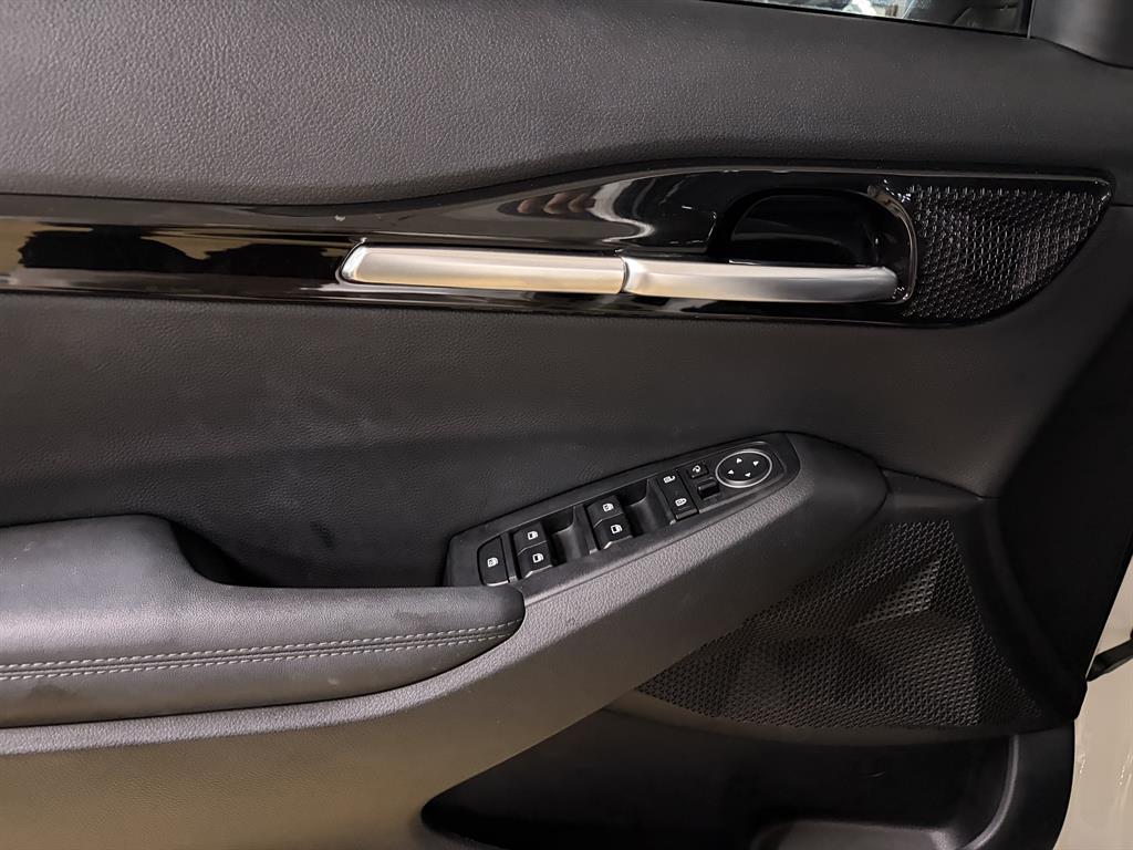 KIA Seltos 2022 Blanco - Importación desde Corea - HF Imports Iquique - Foto 13