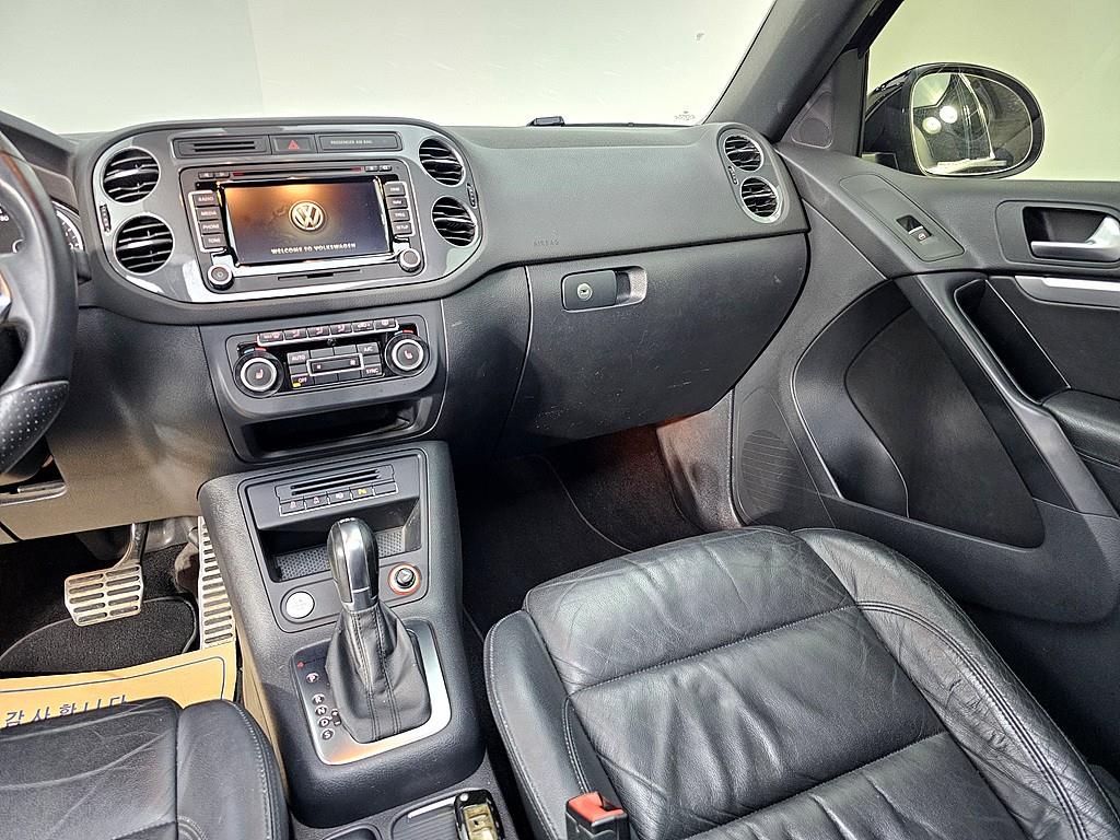 Volkswagen Tiguan - Vista 10