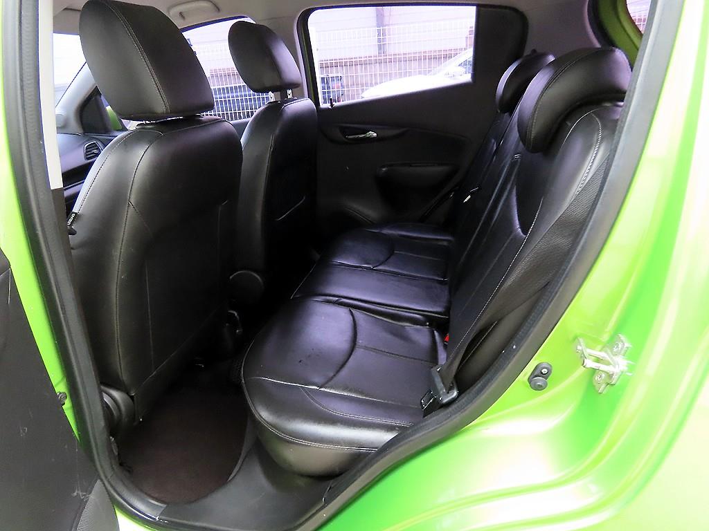 Chevrolet Spark - Vista 6