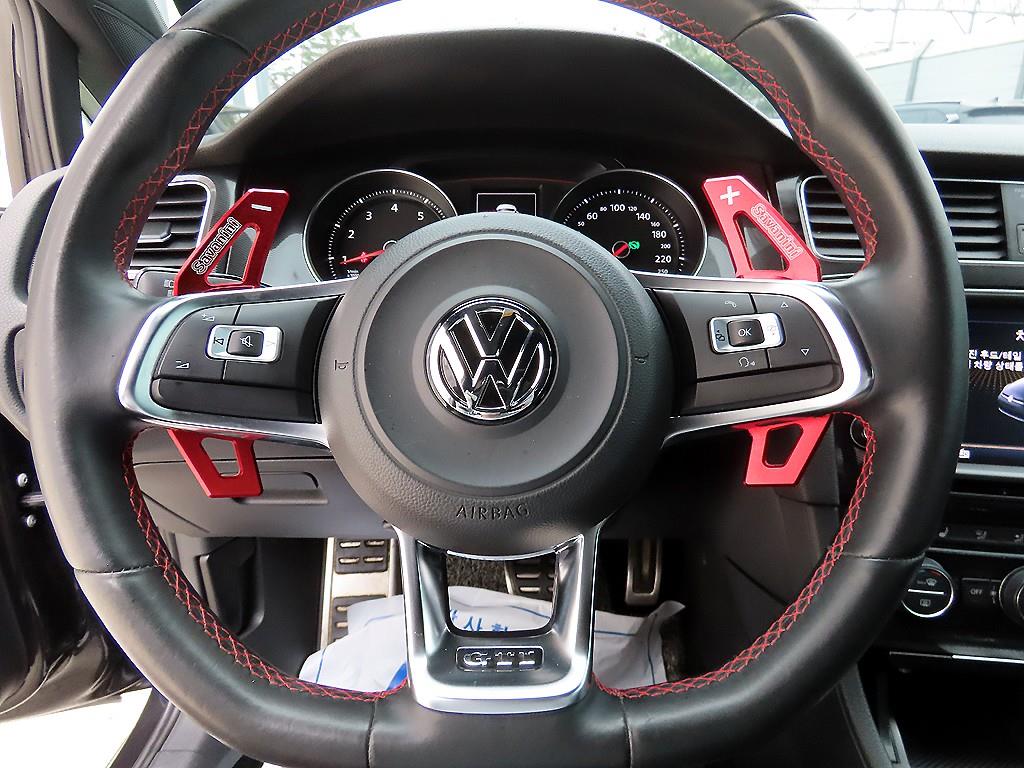 Volkswagen Golf - Vista 8