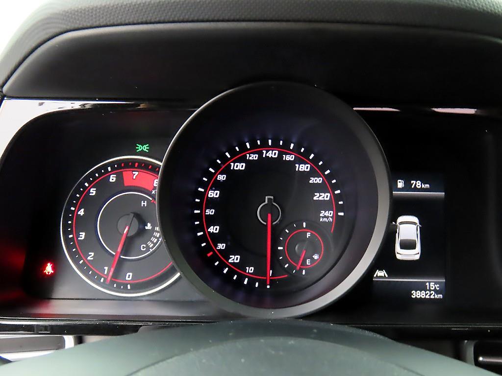 HYUNDAI Avante - Vista 8