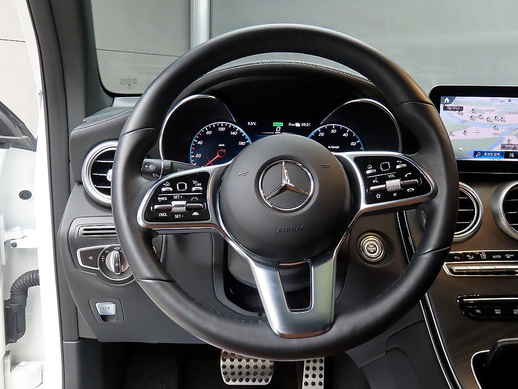 Mercedes Benz GLC Class - Vista 9