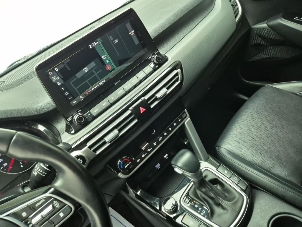 KIA Seltos - Vista 9