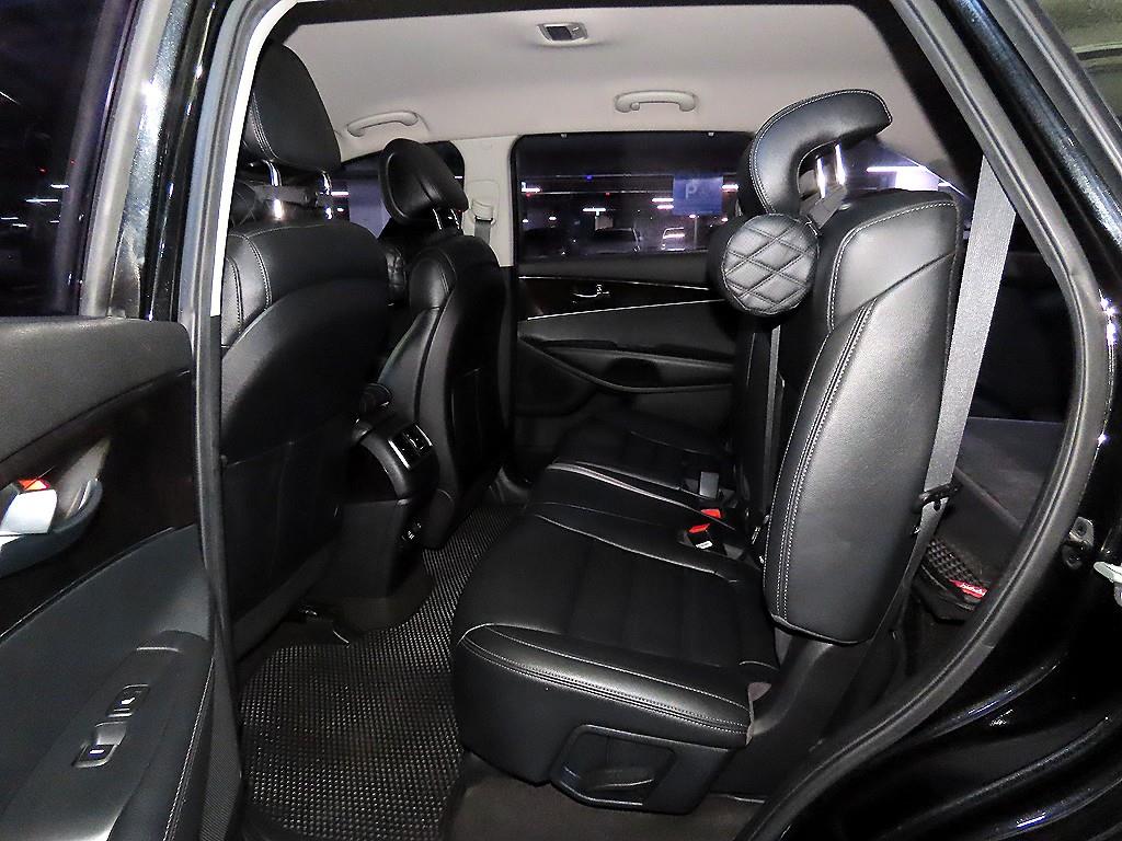 KIA Sorento - Vista 7
