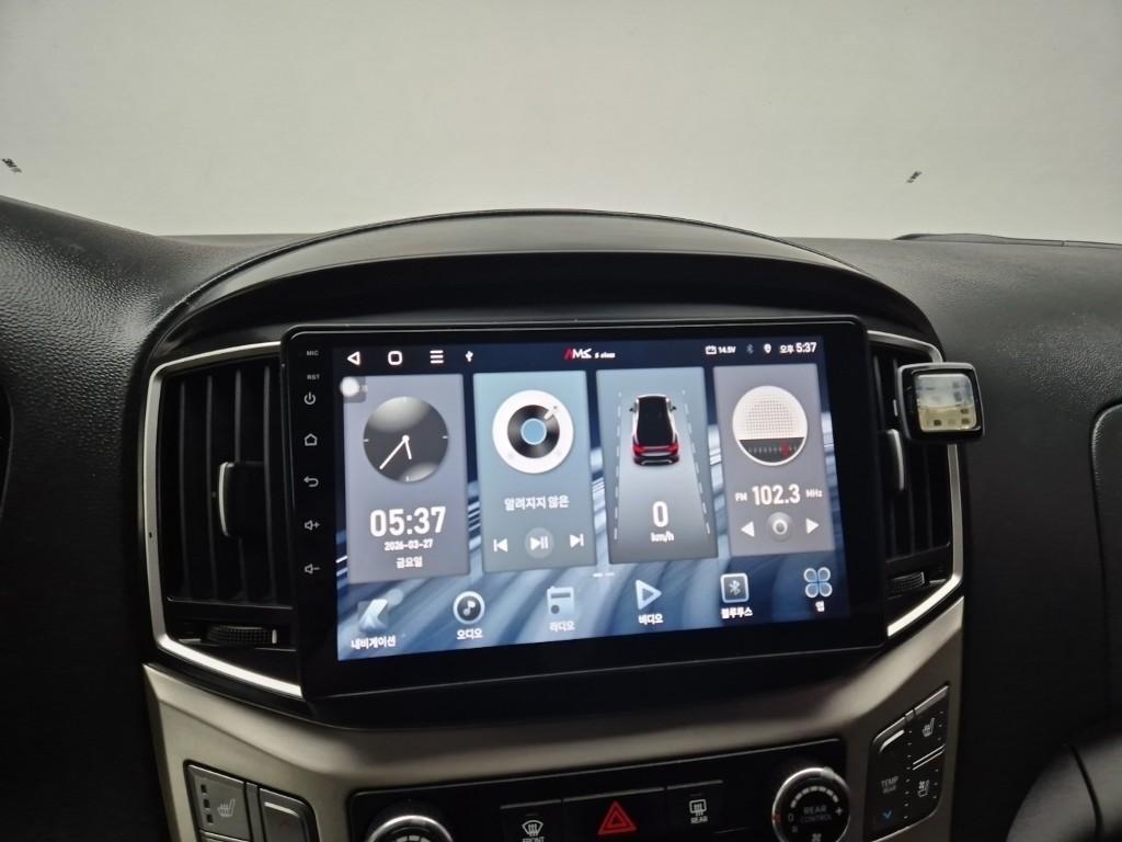 HYUNDAI Starex - Vista 11