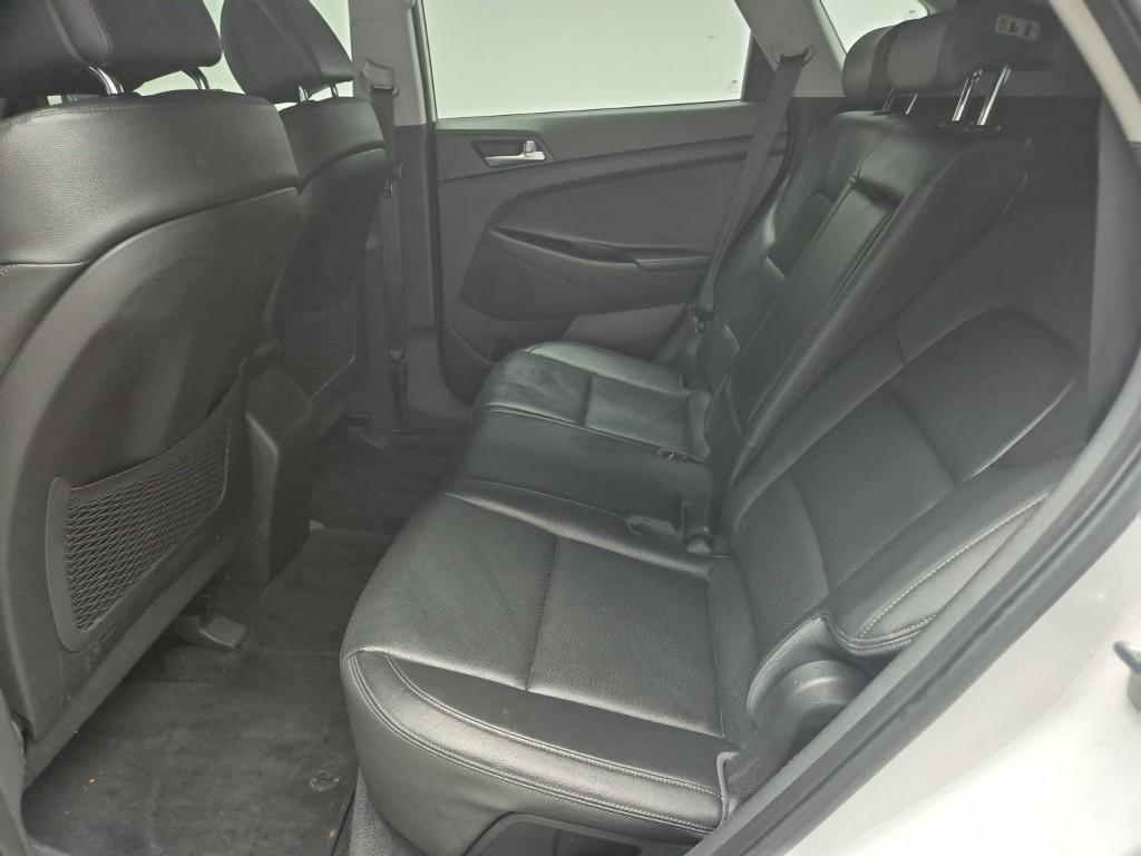 HYUNDAI Tucson - Vista 12