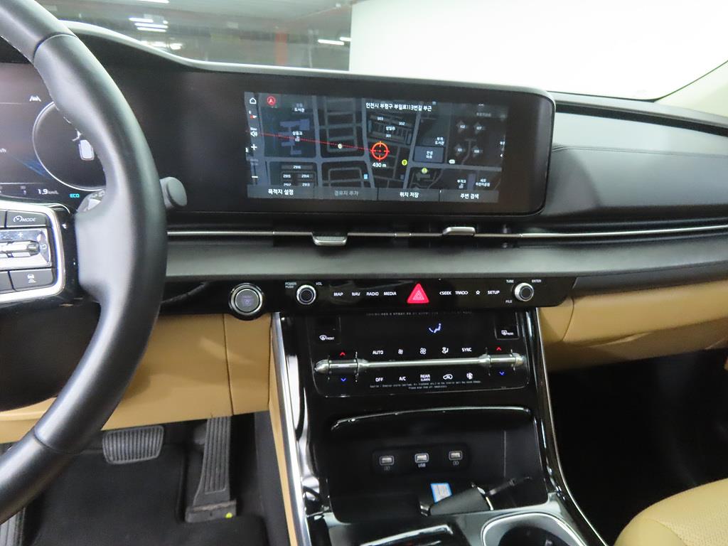 KIA Carnival - Vista 10