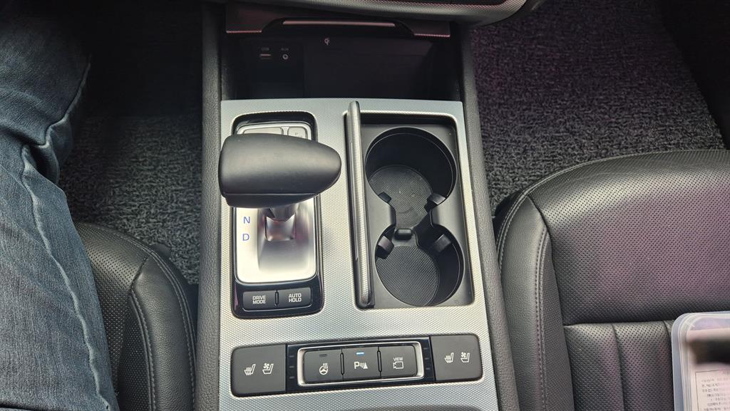 Genesis G80 - Vista 7