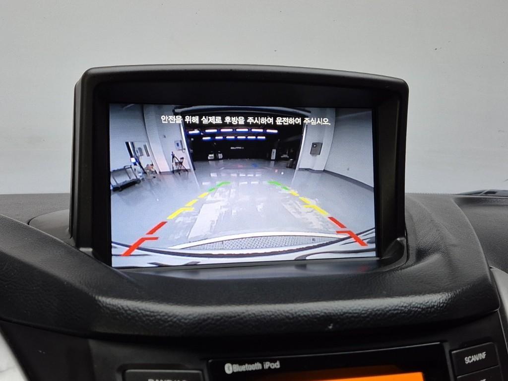 Ssangyong Korando - Vista 12