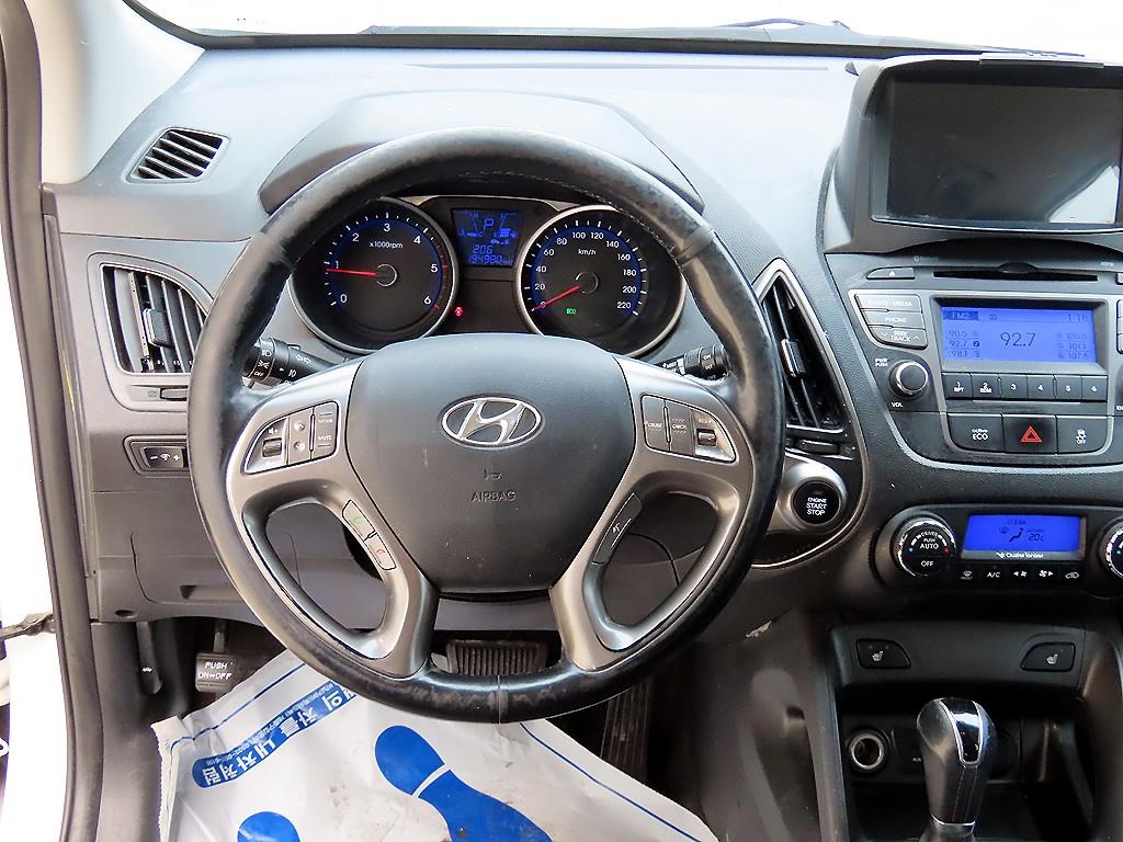 HYUNDAI Tucson - Vista 8