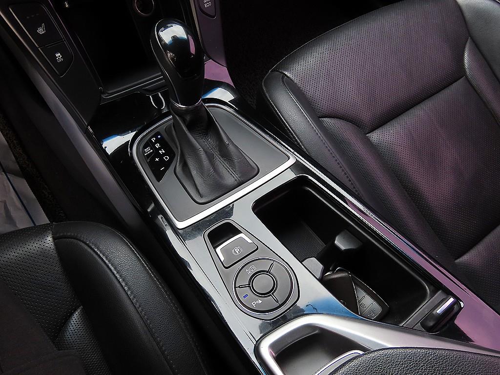 HYUNDAI i40 - Vista 10