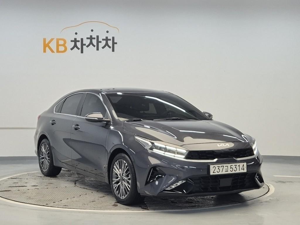 KIA K3 - Vista 4