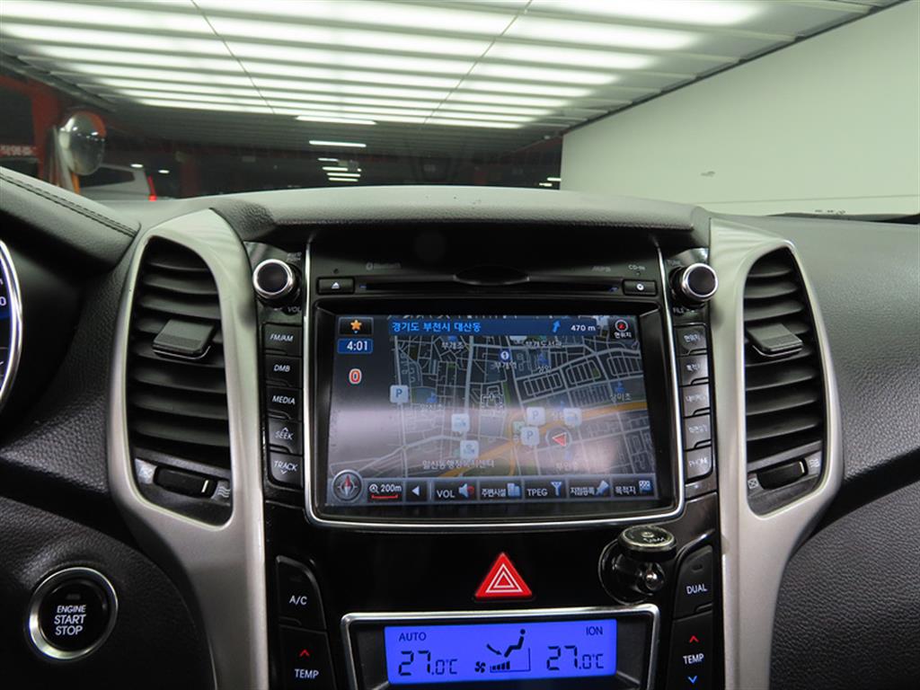 HYUNDAI i30 2014 Blanco - Importación desde Corea - HF Imports Iquique - Foto 16