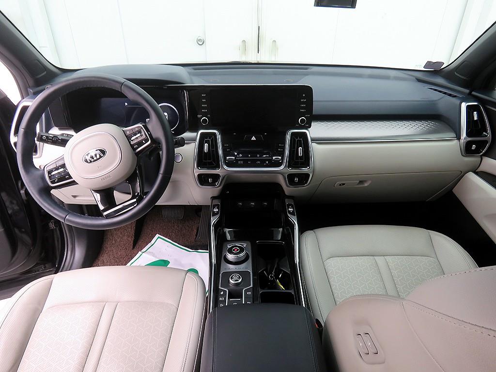 KIA Sorento - Vista 9