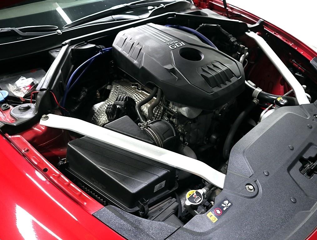 KIA Stinger - Vista 6