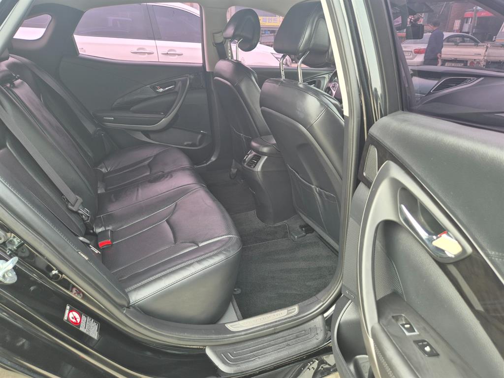 HYUNDAI Grandeur 2015 Negro - Importación desde Corea - HF Imports Iquique - Foto 17