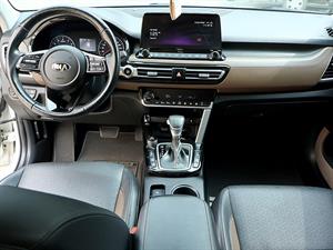 KIA Seltos - Vista 10