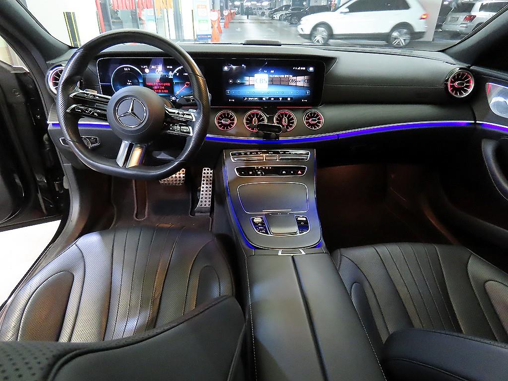 Mercedes Benz CLS Class - Vista 10