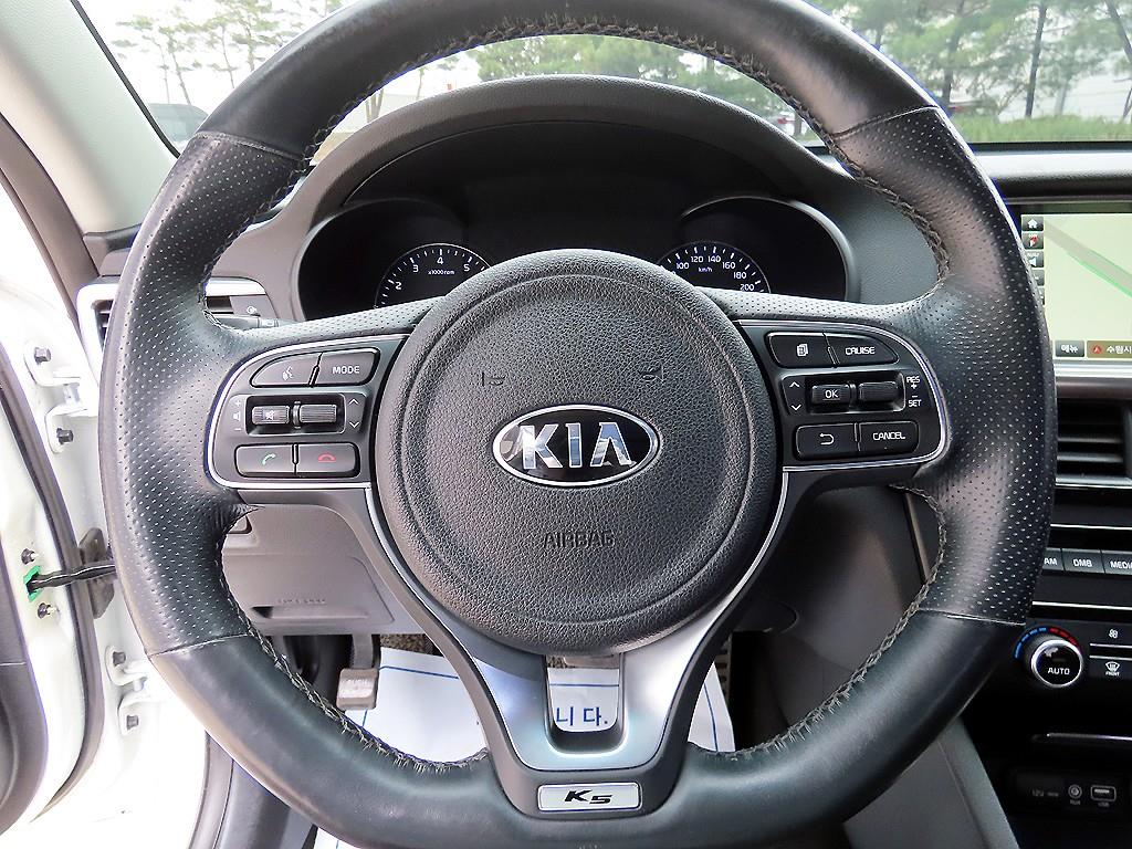 KIA K5 - Vista 8