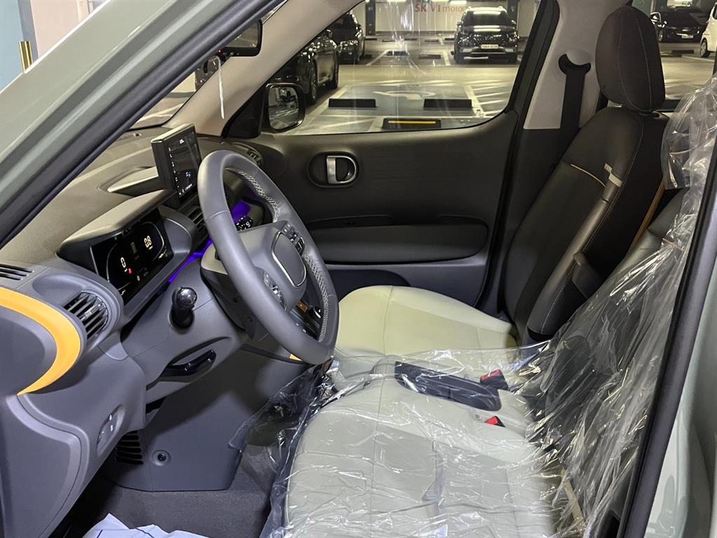 HYUNDAI Casper - Vista 11