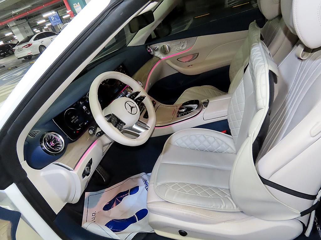 Mercedes Benz E class - Vista 8