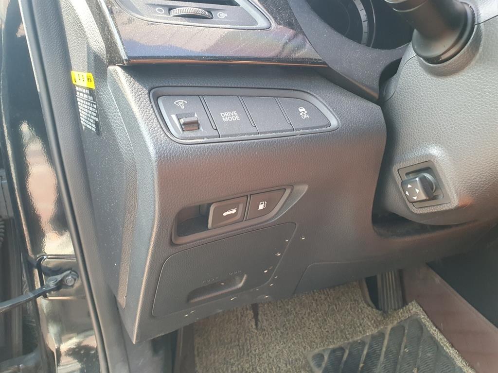 HYUNDAI Grandeur - Vista 10