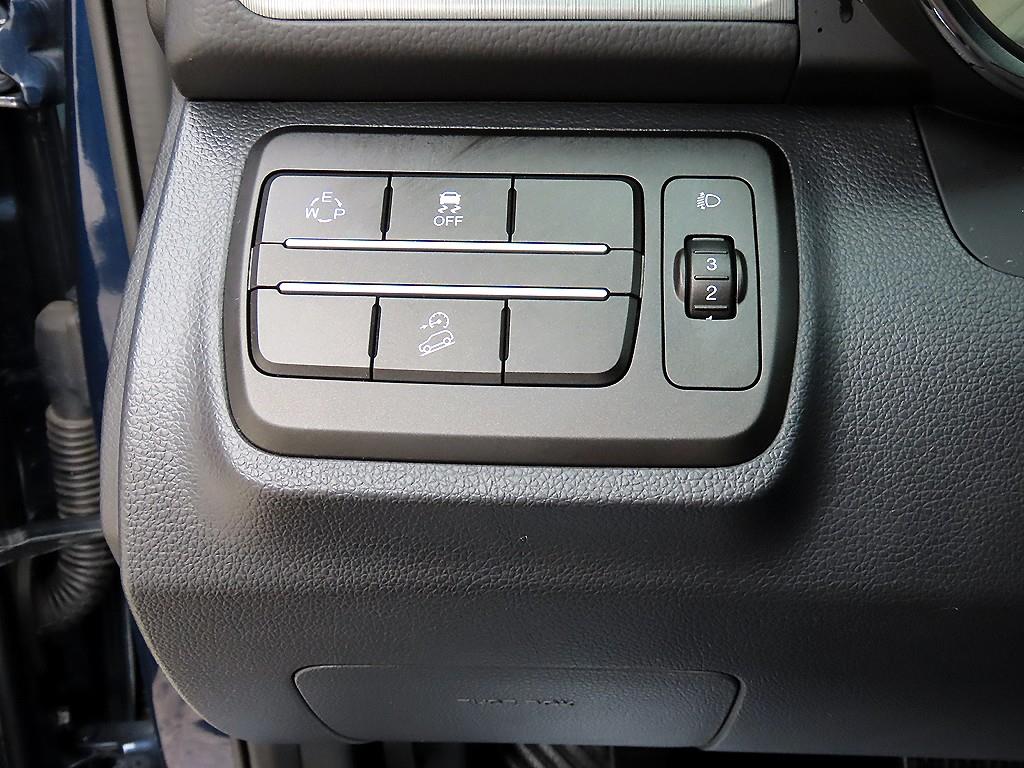 Ssangyong Tivoli - Vista 12