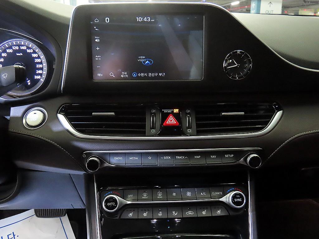 HYUNDAI Grandeur - Vista 11