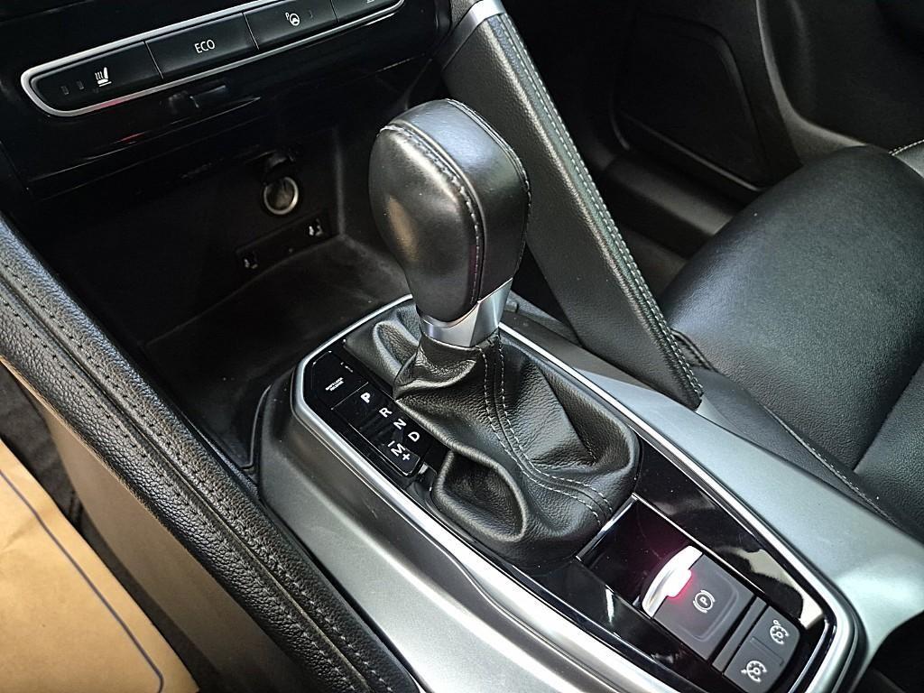 SAMSUNG QM6 - Vista 8