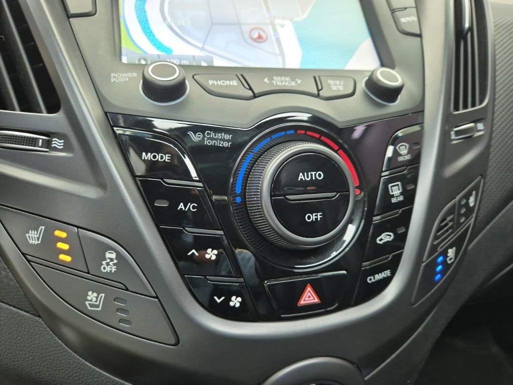 HYUNDAI Veloster - Vista 10