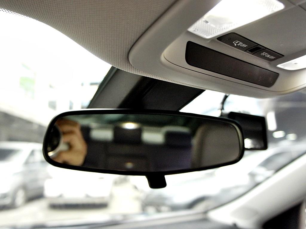 Chevrolet Malibu 2017 Negro - Importación desde Corea - HF Imports Iquique - Foto 12