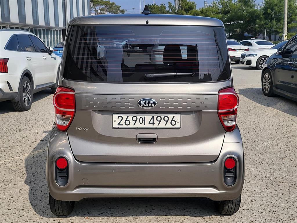 KIA Ray - Vista 4