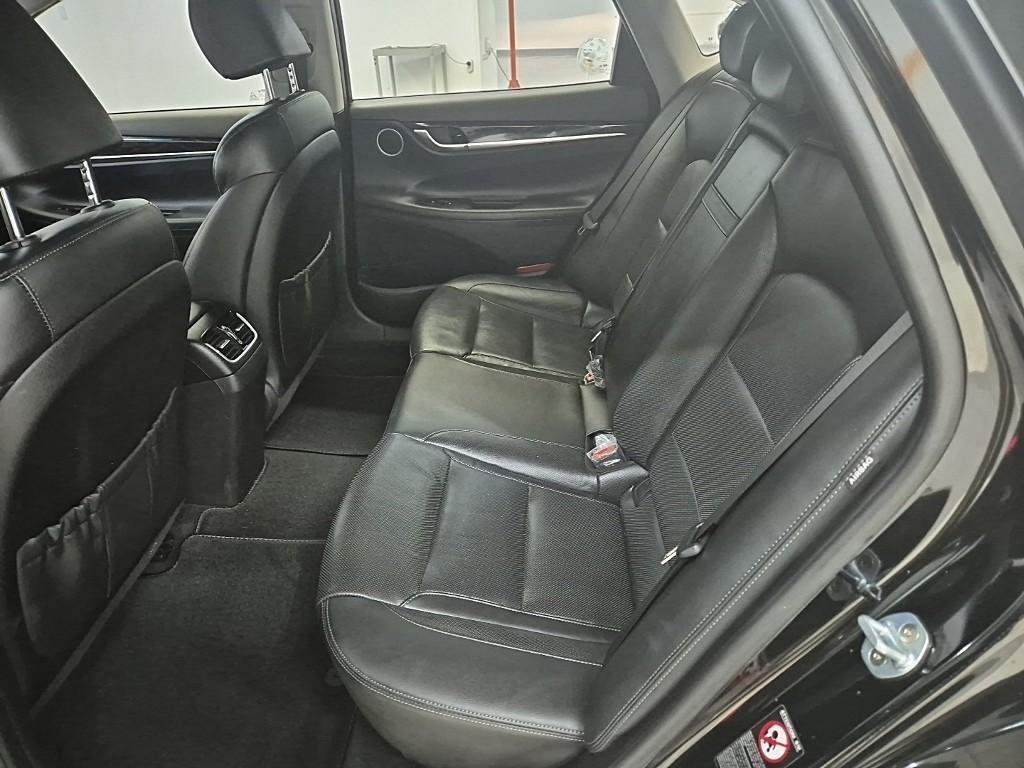 HYUNDAI Grandeur - Vista 12