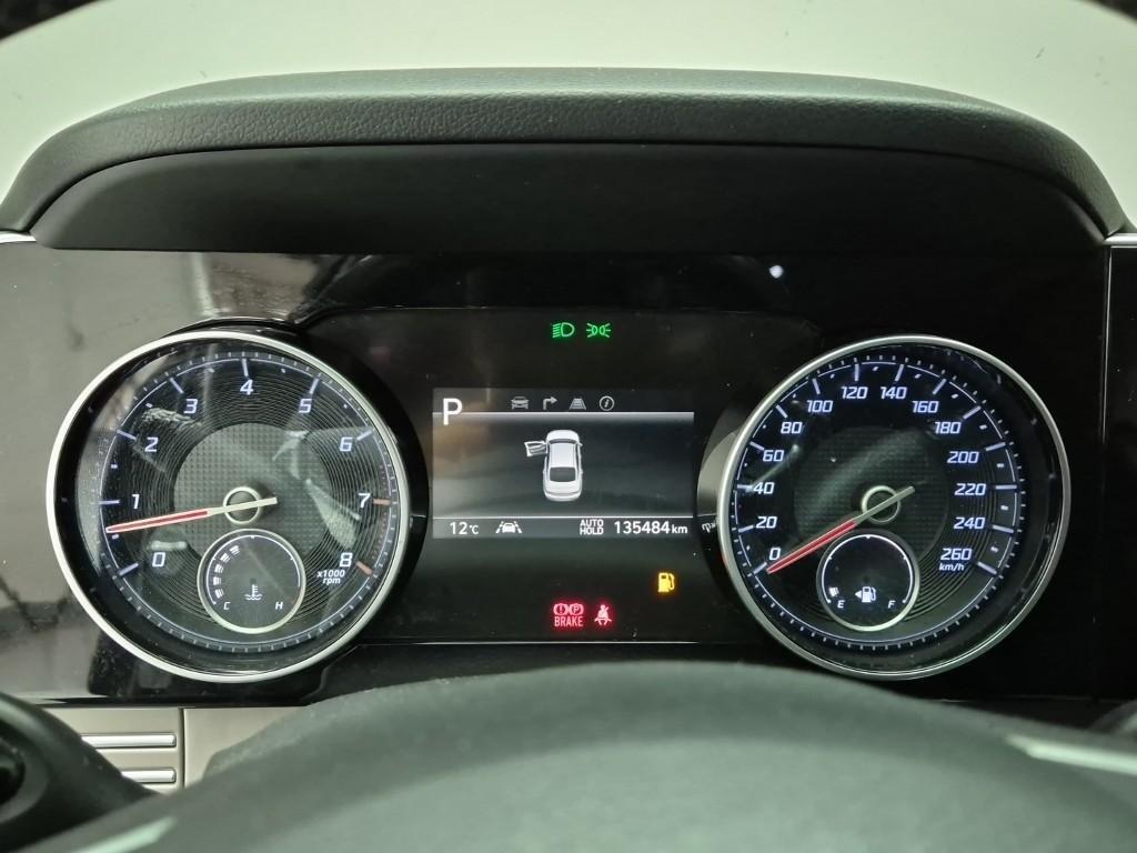 HYUNDAI Grandeur - Vista 6