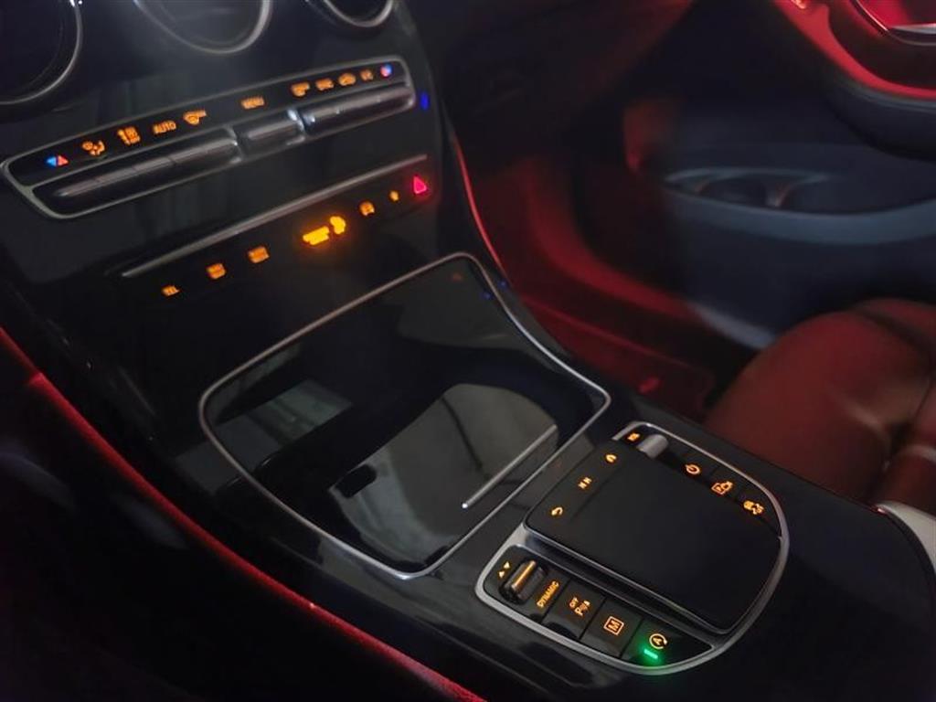 Mercedes Benz GLC Class - Vista 12