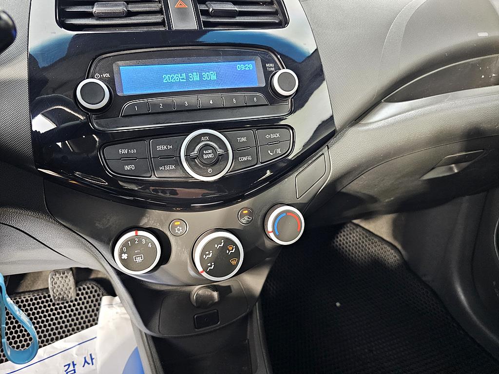 Chevrolet Spark - Vista 12