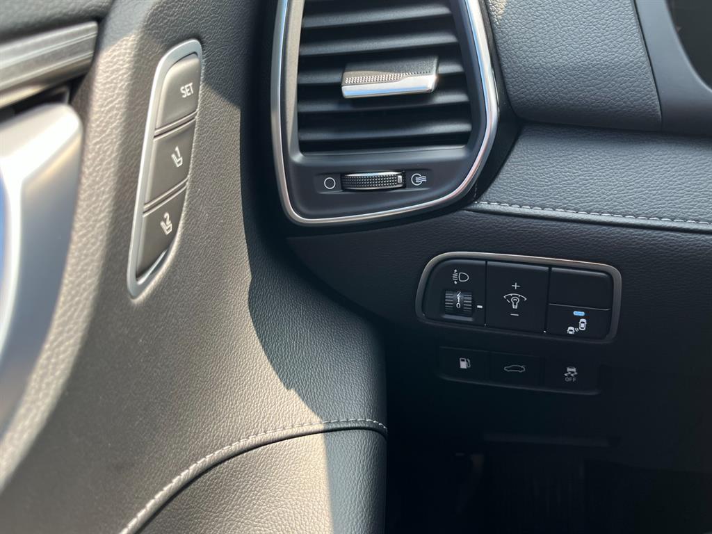 HYUNDAI Grandeur - Vista 11