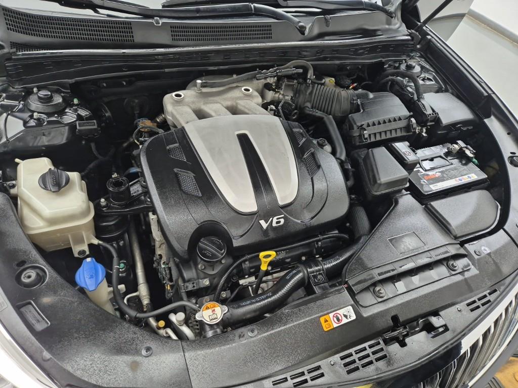 HYUNDAI Grandeur - Vista 6