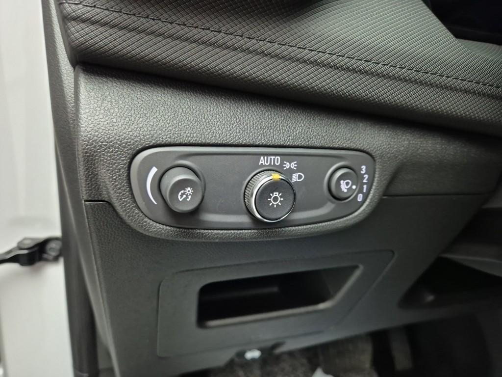 Chevrolet Trail Blazer 2024 Blanco - Importación desde Corea - HF Imports Iquique - Foto 18