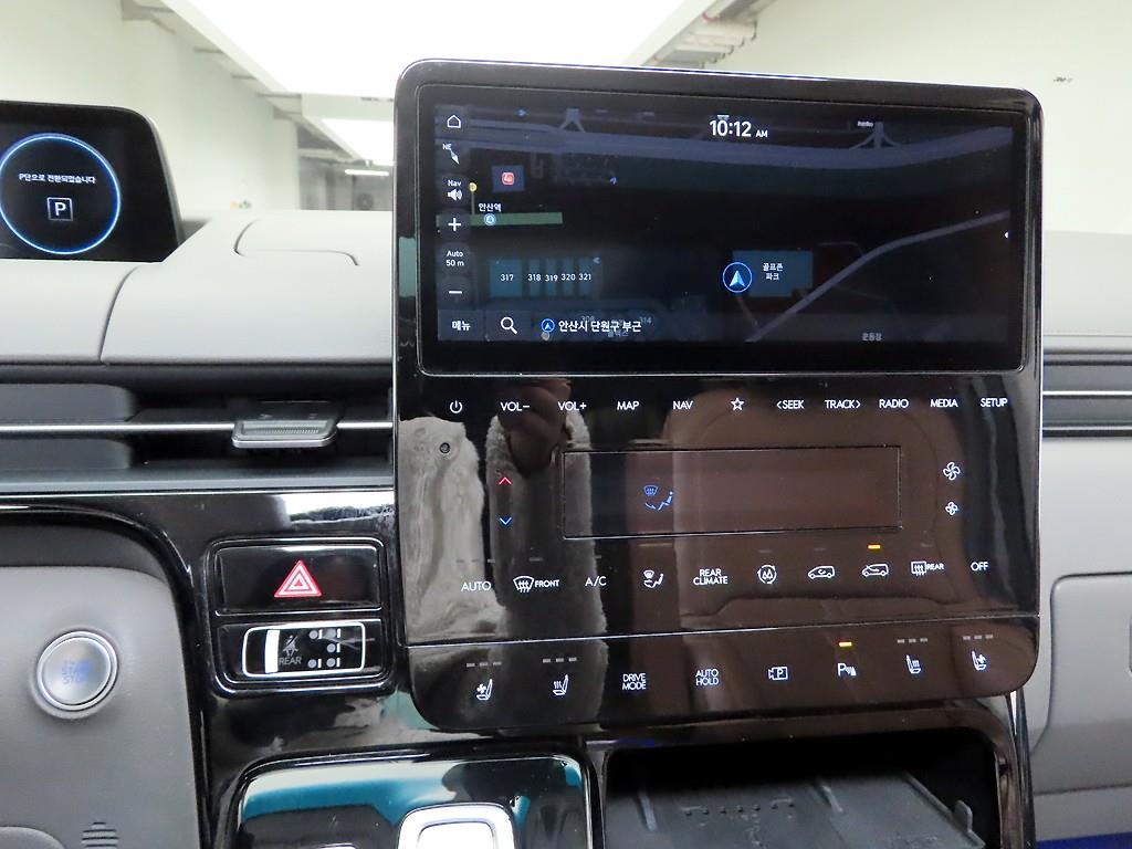 HYUNDAI Staria - Vista 10