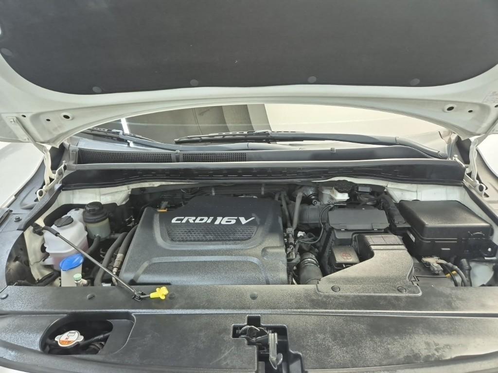 KIA Carnival - Vista 5