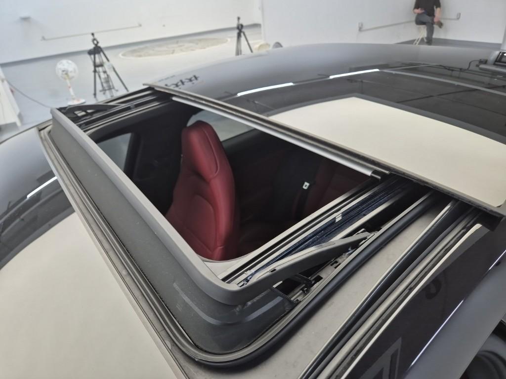 Porsche Panamera 2023 Negro - Importación desde Corea - HF Imports Iquique - Foto 13