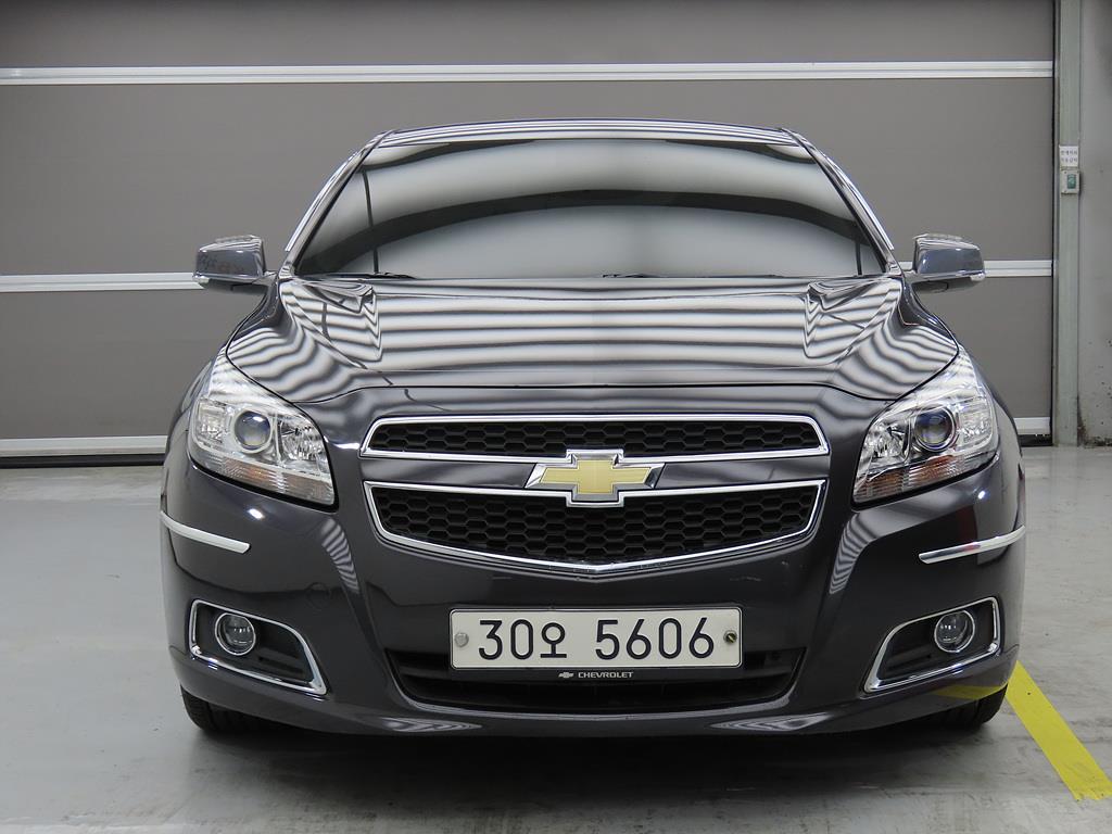 Chevrolet Malibu - Vista 2