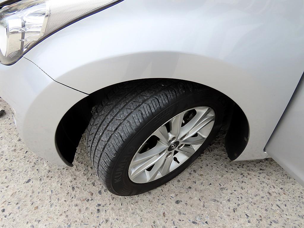 HYUNDAI Avante 2012 Plateado - Importación desde Corea - HF Imports Iquique - Foto 18