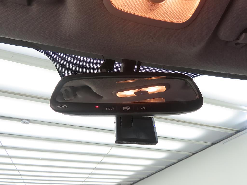 KIA Pride - Vista 12