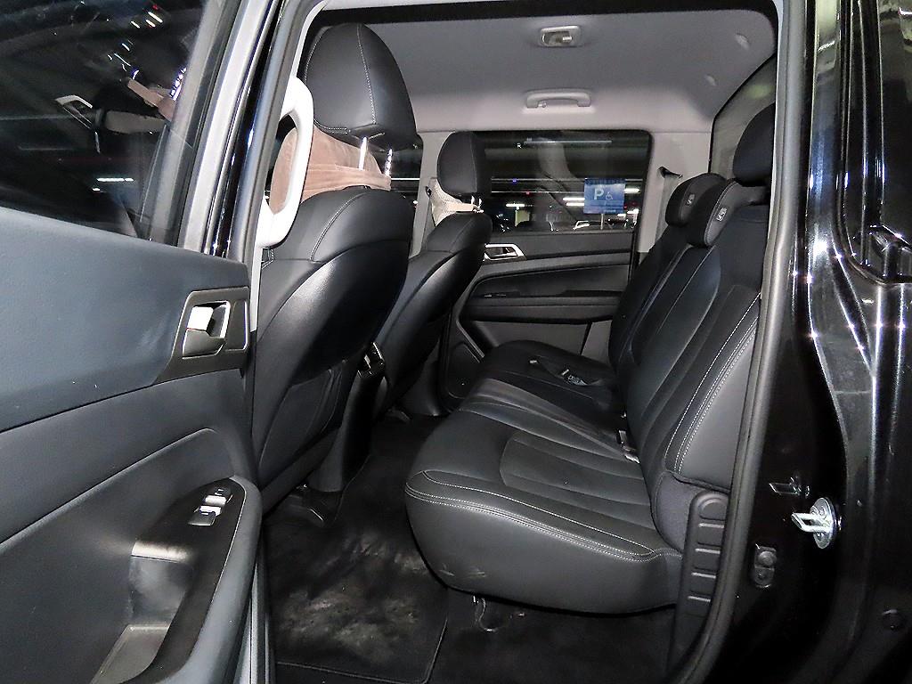 Ssangyong Rexton - Vista 7
